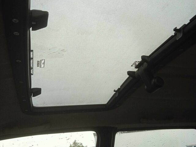 Черный Форд Фиеста, объемом двигателя 1.1 л и пробегом 250 тыс. км за 1000 $, фото 2 на Automoto.ua