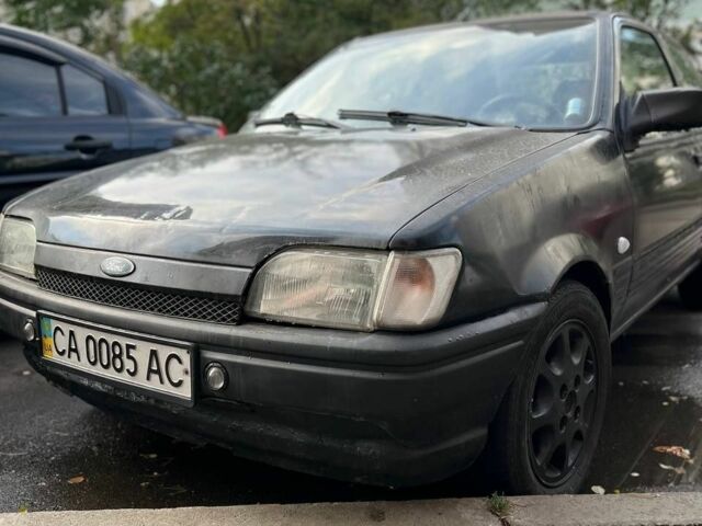 Черный Форд Фиеста, объемом двигателя 1.3 л и пробегом 854 тыс. км за 750 $, фото 6 на Automoto.ua