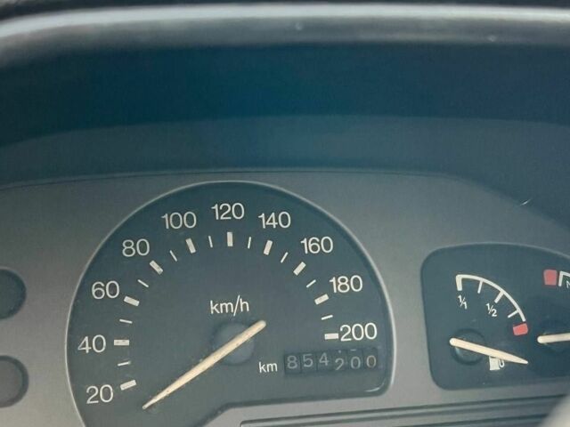 Черный Форд Фиеста, объемом двигателя 1.3 л и пробегом 854 тыс. км за 750 $, фото 1 на Automoto.ua