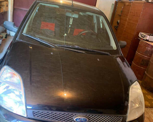 Чорний Форд Фієста, об'ємом двигуна 1.3 л та пробігом 175 тис. км за 3200 $, фото 7 на Automoto.ua