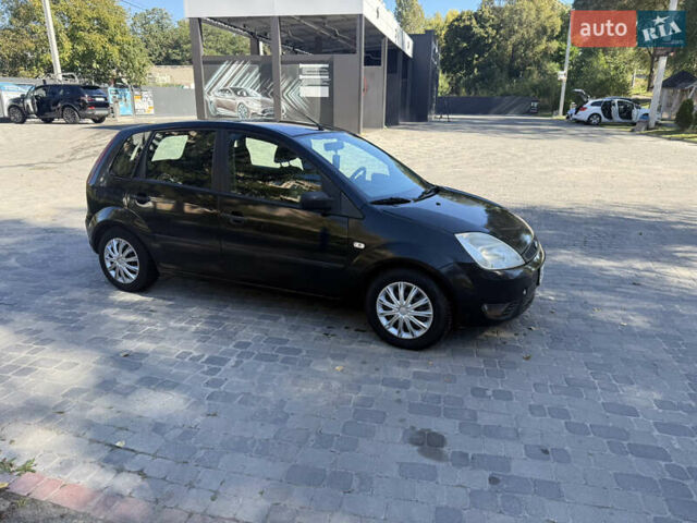 Чорний Форд Фієста, об'ємом двигуна 1.3 л та пробігом 242 тис. км за 3250 $, фото 4 на Automoto.ua