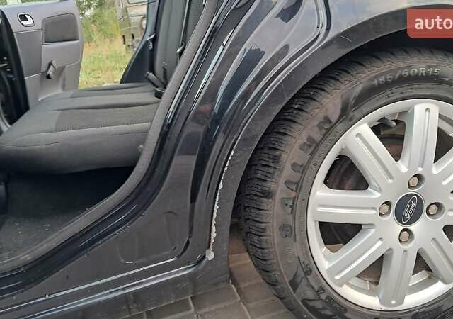 Чорний Форд Фієста, об'ємом двигуна 1.3 л та пробігом 213 тис. км за 4200 $, фото 20 на Automoto.ua