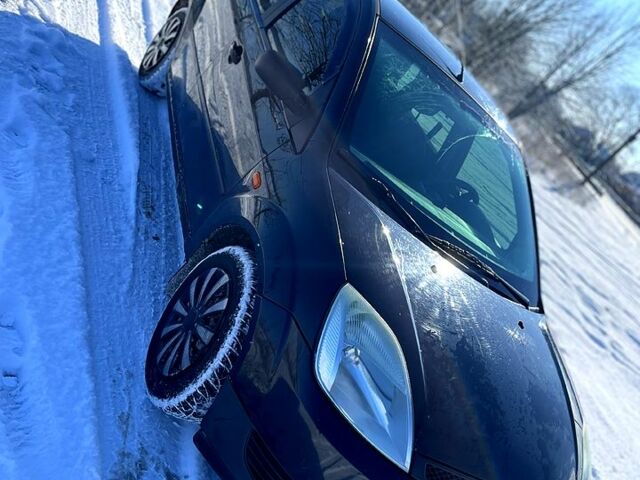 Черный Форд Фиеста, объемом двигателя 1.3 л и пробегом 195 тыс. км за 3450 $, фото 2 на Automoto.ua