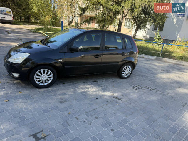 Чорний Форд Фієста, об'ємом двигуна 1.3 л та пробігом 242 тис. км за 3250 $, фото 9 на Automoto.ua