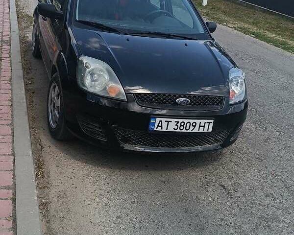 Чорний Форд Фієста, об'ємом двигуна 1.3 л та пробігом 140 тис. км за 3700 $, фото 1 на Automoto.ua