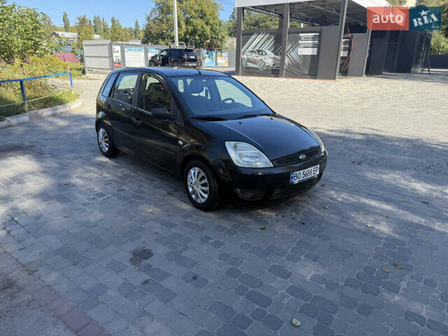 Чорний Форд Фієста, об'ємом двигуна 1.3 л та пробігом 242 тис. км за 3250 $, фото 3 на Automoto.ua