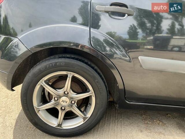 Форд Фиеста 2006 в Киеве на Automoto.ua Черный Форд Фиеста, объемом двигателя 1.39 л и пробегом 330 тыс. км за 3450 $, фото 7 на Automoto.ua