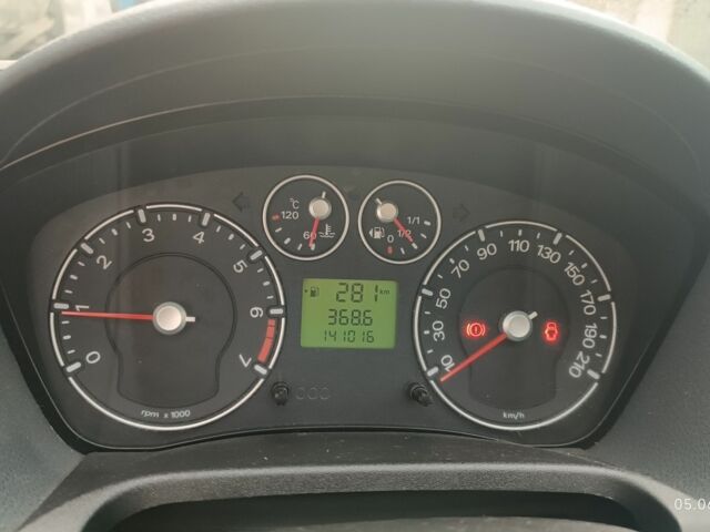 Черный Форд Фиеста, объемом двигателя 0 л и пробегом 140 тыс. км за 4100 $, фото 5 на Automoto.ua