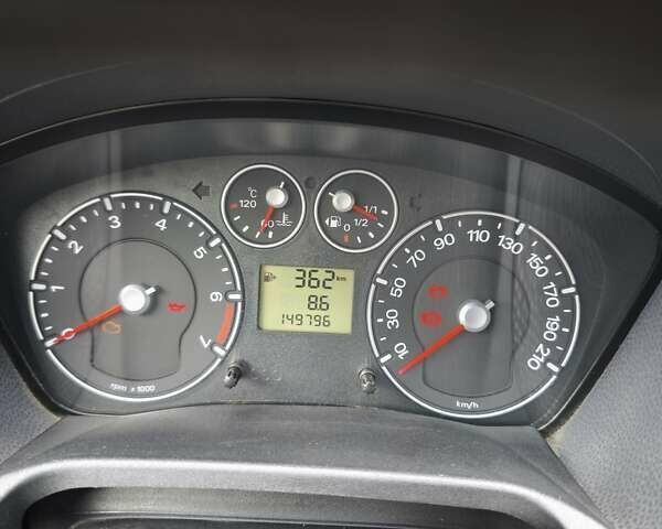 Форд Фиеста 2006 в Днепре (Днепропетровске) на Automoto.ua Черный Форд Фиеста, объемом двигателя 1.3 л и пробегом 150 тыс. км за 4500 $, фото 2 на Automoto.ua