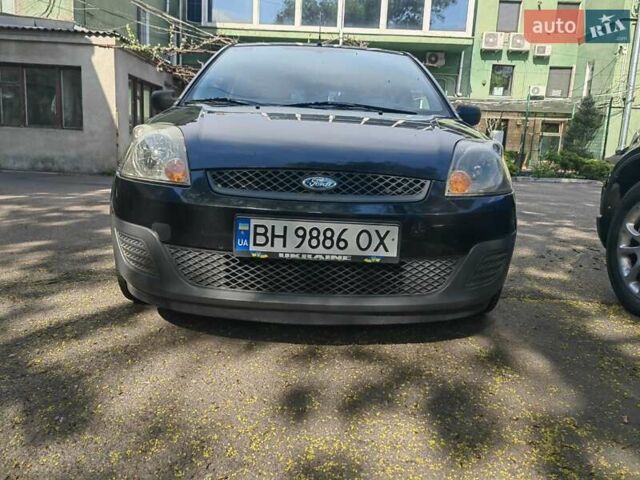 Чорний Форд Фієста, об'ємом двигуна 1.39 л та пробігом 187 тис. км за 4100 $, фото 1 на Automoto.ua