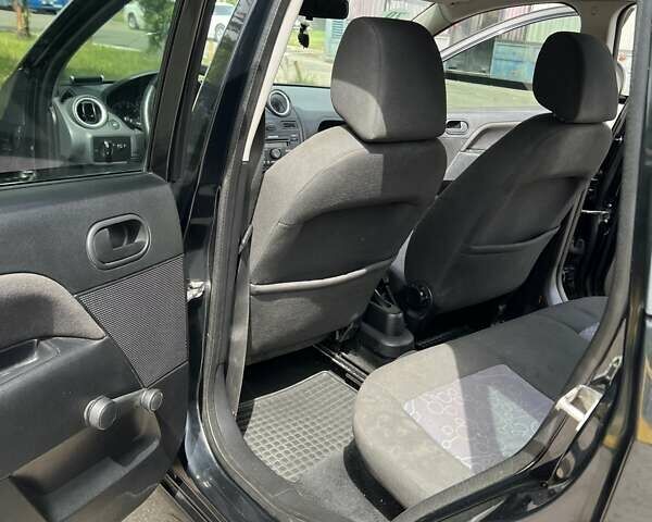 Форд Фиеста 2006 в Киеве на Automoto.ua Черный Форд Фиеста, объемом двигателя 1.39 л и пробегом 330 тыс. км за 3450 $, фото 10 на Automoto.ua