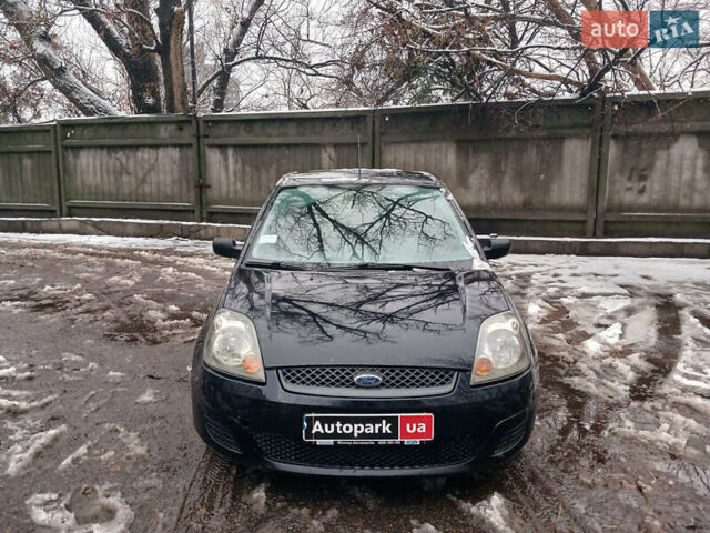 Черный Форд Фиеста, объемом двигателя 0 л и пробегом 184 тыс. км за 3590 $, фото 1 на Automoto.ua
