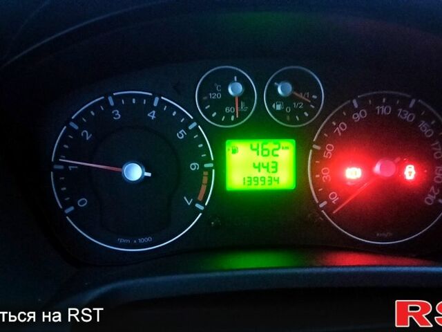 Чорний Форд Фієста, об'ємом двигуна 1.3 л та пробігом 1400 тис. км за 3500 $, фото 4 на Automoto.ua