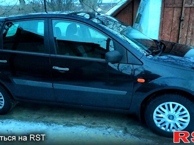 Чорний Форд Фієста, об'ємом двигуна 1.3 л та пробігом 1400 тис. км за 3500 $, фото 1 на Automoto.ua