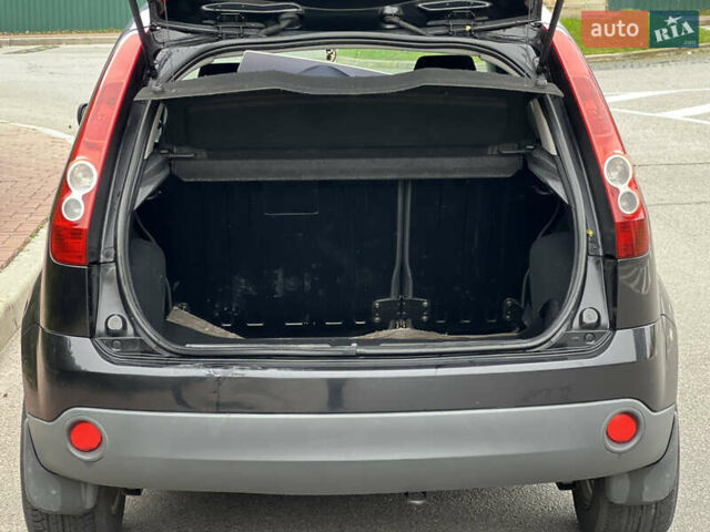 Черный Форд Фиеста, объемом двигателя 1.3 л и пробегом 251 тыс. км за 3500 $, фото 43 на Automoto.ua