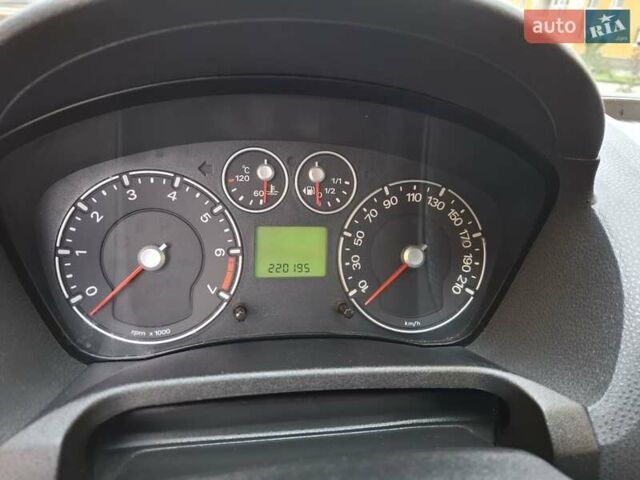 Черный Форд Фиеста, объемом двигателя 1.39 л и пробегом 220 тыс. км за 3800 $, фото 34 на Automoto.ua