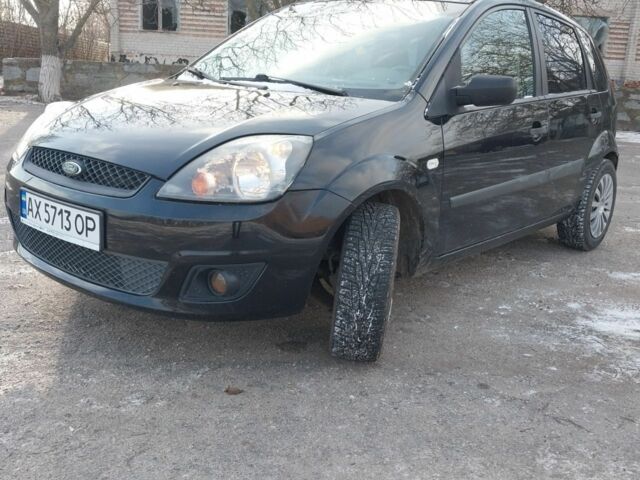 Черный Форд Фиеста, объемом двигателя 1.2 л и пробегом 1 тыс. км за 2900 $, фото 2 на Automoto.ua