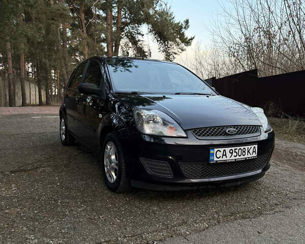 Черный Форд Фиеста, объемом двигателя 1.3 л и пробегом 276 тыс. км за 4300 $, фото 28 на Automoto.ua