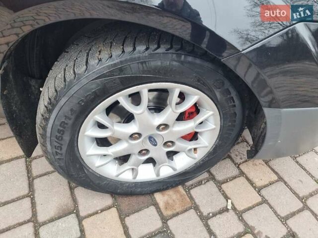 Черный Форд Фиеста, объемом двигателя 1.4 л и пробегом 233 тыс. км за 4650 $, фото 9 на Automoto.ua