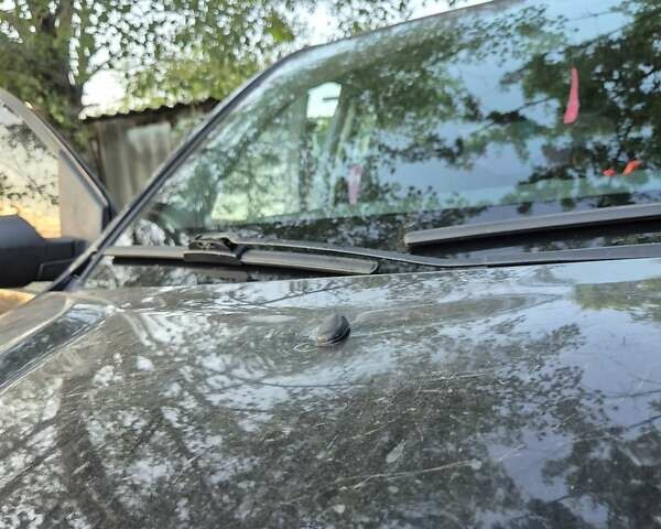 Черный Форд Фиеста, объемом двигателя 1.39 л и пробегом 231 тыс. км за 3900 $, фото 16 на Automoto.ua