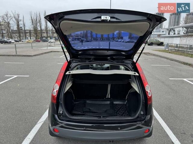 Черный Форд Фиеста, объемом двигателя 1.4 л и пробегом 145 тыс. км за 4350 $, фото 38 на Automoto.ua