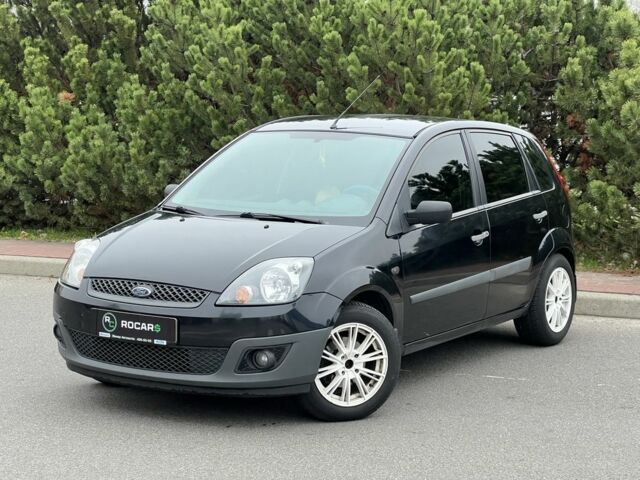 Черный Форд Фиеста, объемом двигателя 1.3 л и пробегом 251 тыс. км за 3500 $, фото 2 на Automoto.ua