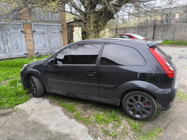Форд Фиеста 2007 в Никополе на Automoto.ua Черный Форд Фиеста, объемом двигателя 2 л и пробегом 149 тыс. км за 4750 $, фото 2 на Automoto.ua