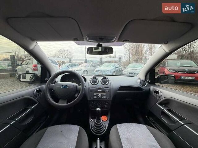 Черный Форд Фиеста, объемом двигателя 1.2 л и пробегом 165 тыс. км за 2900 $, фото 22 на Automoto.ua