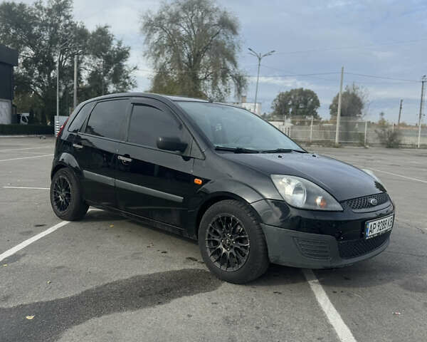 Форд Фиеста 2008 в Днепре (Днепропетровске) на Automoto.ua Черный Форд Фиеста, объемом двигателя 1.39 л и пробегом 147 тыс. км за 4200 $, фото 2 на Automoto.ua