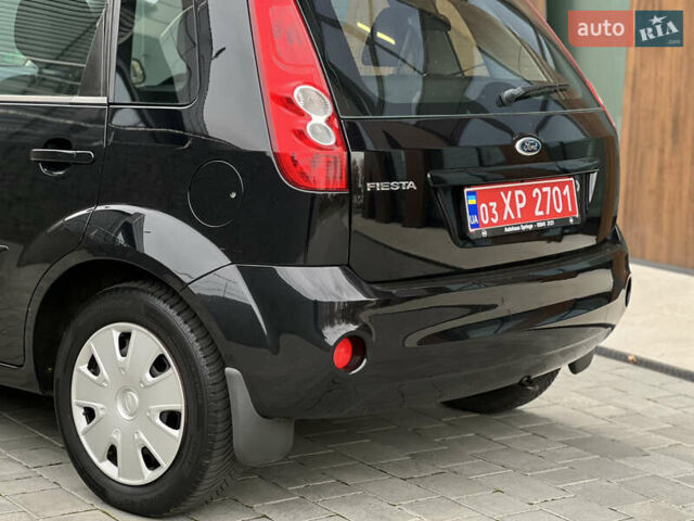 Черный Форд Фиеста, объемом двигателя 1.4 л и пробегом 184 тыс. км за 4750 $, фото 11 на Automoto.ua