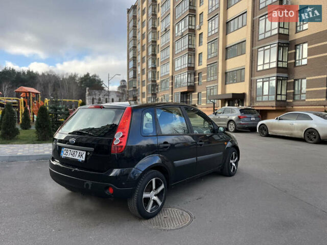 Черный Форд Фиеста, объемом двигателя 1.4 л и пробегом 210 тыс. км за 4200 $, фото 2 на Automoto.ua