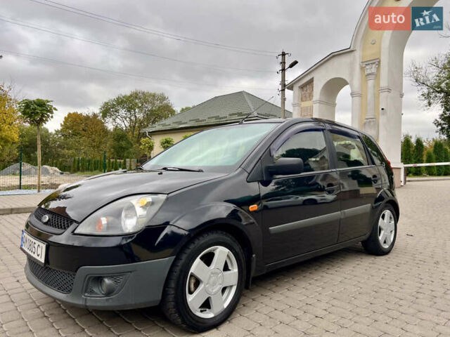 Чорний Форд Фієста, об'ємом двигуна 1.4 л та пробігом 215 тис. км за 3950 $, фото 8 на Automoto.ua