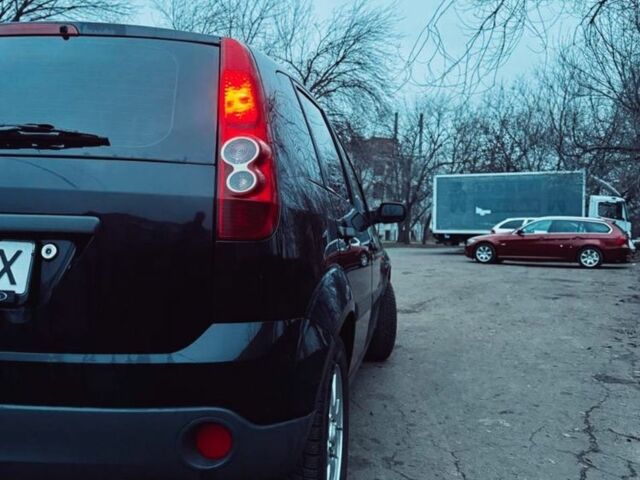 Чорний Форд Фієста, об'ємом двигуна 1.2 л та пробігом 246 тис. км за 4300 $, фото 4 на Automoto.ua