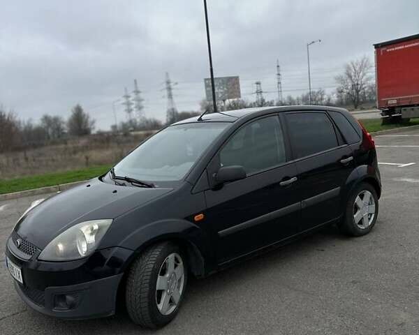 Чорний Форд Фієста, об'ємом двигуна 1.4 л та пробігом 260 тис. км за 3600 $, фото 9 на Automoto.ua