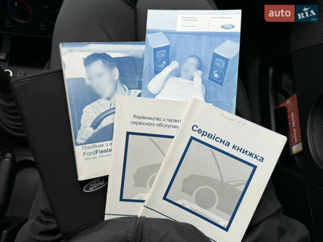 Черный Форд Фиеста, объемом двигателя 1.39 л и пробегом 112 тыс. км за 5899 $, фото 24 на Automoto.ua