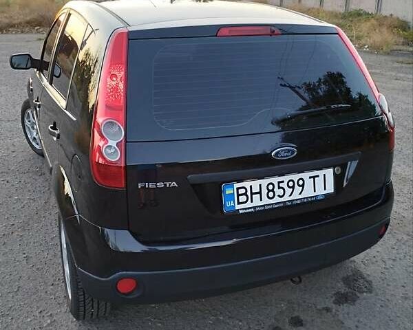 Чорний Форд Фієста, об'ємом двигуна 1.39 л та пробігом 320 тис. км за 4000 $, фото 9 на Automoto.ua