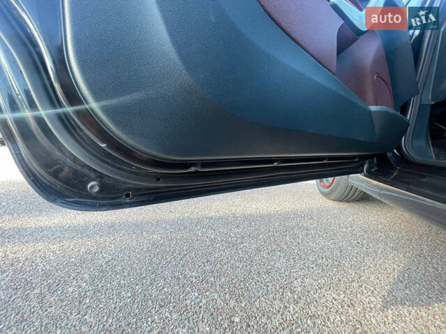 Черный Форд Фиеста, объемом двигателя 1.4 л и пробегом 148 тыс. км за 4399 $, фото 12 на Automoto.ua