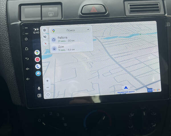 Черный Форд Фиеста, объемом двигателя 1.24 л и пробегом 159 тыс. км за 5500 $, фото 12 на Automoto.ua