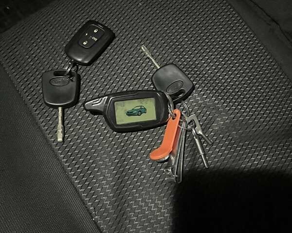 Чорний Форд Фієста, об'ємом двигуна 1.25 л та пробігом 246 тис. км за 4300 $, фото 21 на Automoto.ua