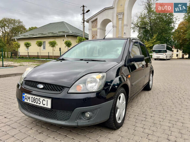 Чорний Форд Фієста, об'ємом двигуна 1.4 л та пробігом 215 тис. км за 3950 $, фото 7 на Automoto.ua