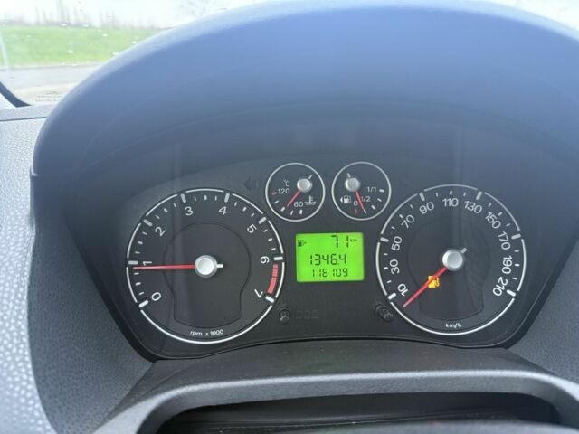 Черный Форд Фиеста, объемом двигателя 1.2 л и пробегом 116 тыс. км за 3800 $, фото 14 на Automoto.ua