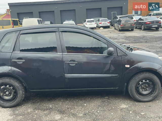 Черный Форд Фиеста, объемом двигателя 1.39 л и пробегом 337 тыс. км за 2600 $, фото 2 на Automoto.ua