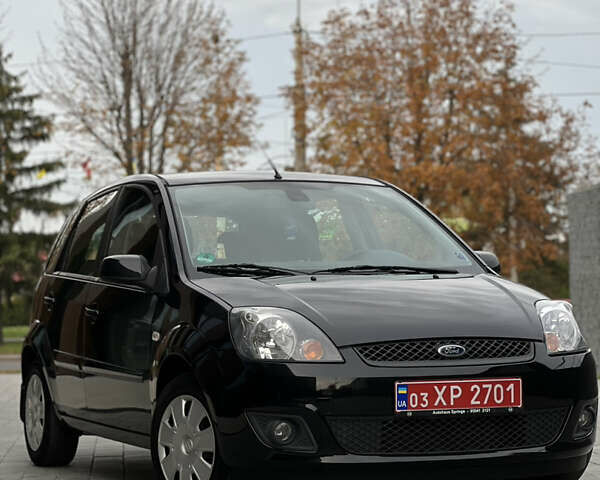 Черный Форд Фиеста, объемом двигателя 1.4 л и пробегом 184 тыс. км за 4750 $, фото 3 на Automoto.ua