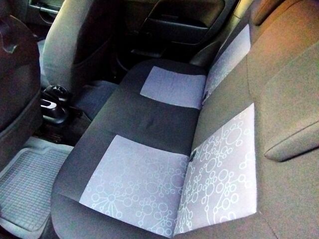 Чорний Форд Фієста, об'ємом двигуна 1.4 л та пробігом 0 тис. км за 4000 $, фото 8 на Automoto.ua