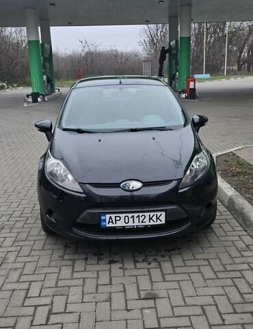 Черный Форд Фиеста, объемом двигателя 1.24 л и пробегом 160 тыс. км за 5600 $, фото 6 на Automoto.ua