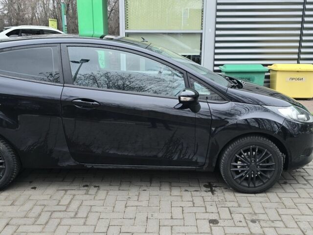 Чорний Форд Фієста, об'ємом двигуна 1.25 л та пробігом 160 тис. км за 5600 $, фото 1 на Automoto.ua