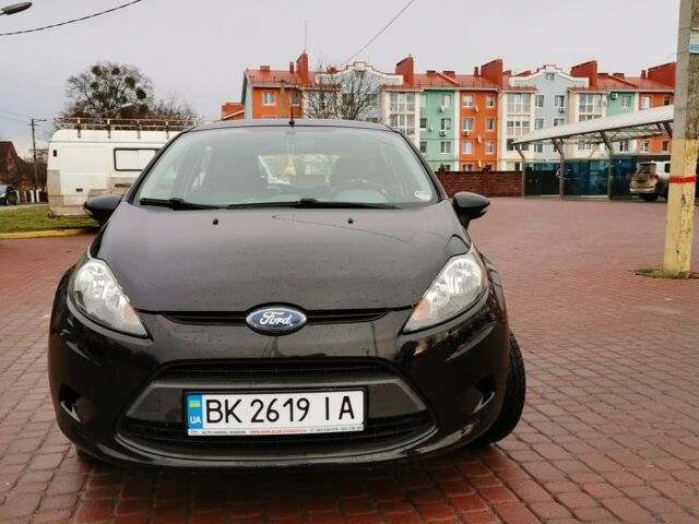 Чорний Форд Фієста, об'ємом двигуна 1.25 л та пробігом 99 тис. км за 5750 $, фото 6 на Automoto.ua