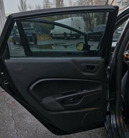 Чорний Форд Фієста, об'ємом двигуна 1.6 л та пробігом 170 тис. км за 5750 $, фото 17 на Automoto.ua