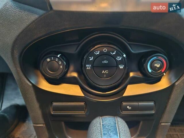 Чорний Форд Фієста, об'ємом двигуна 1.6 л та пробігом 170 тис. км за 5750 $, фото 14 на Automoto.ua