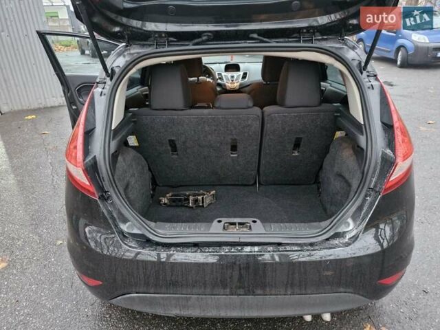 Чорний Форд Фієста, об'ємом двигуна 1.6 л та пробігом 170 тис. км за 5750 $, фото 19 на Automoto.ua